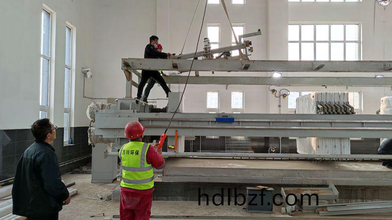 折疊帶式壓濾機的結構特點